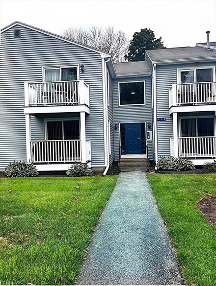144 Hart St Unit 1, Taunton, MA 02780
