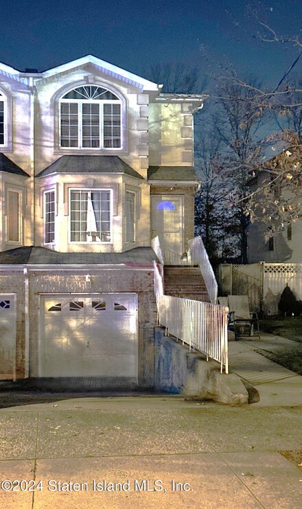 431 Mosely Ave, Staten Island, NY 10312