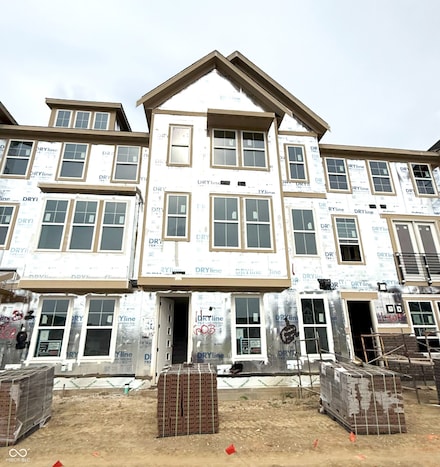 7347 Bayview Run, McCordsville, IN 46055