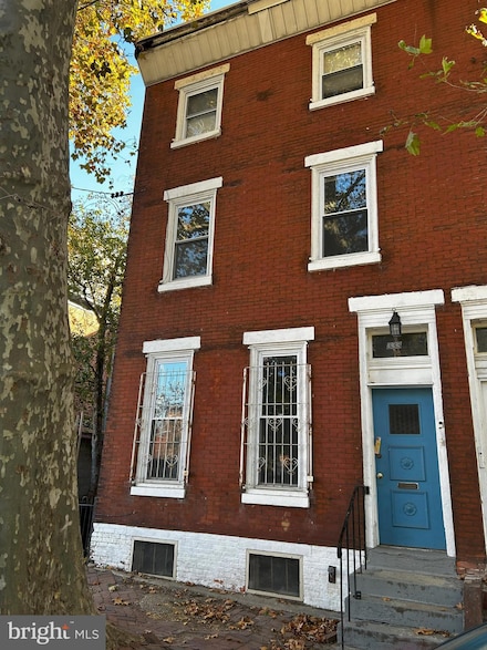 333 N Saunders Ave Unit 1, Philadelphia, PA 19104