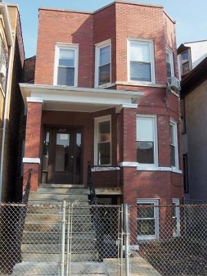 2435 N Ridgeway Ave Unit 1, Chicago, IL 60647