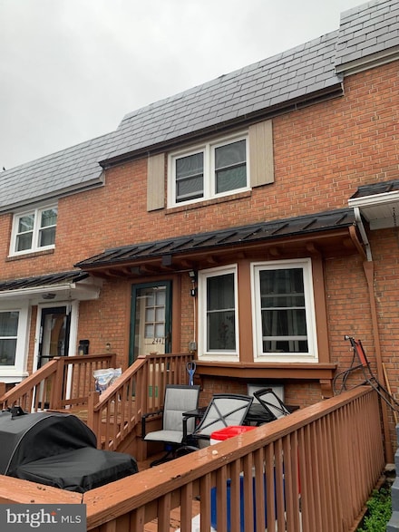 2441 Duke St, Harrisburg, PA 17104