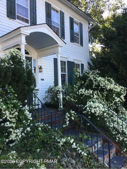 312 N Robinson Ave, Pen Argyl, PA 18072