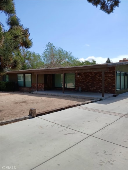 17539 Adobe St, Hesperia, CA 92345