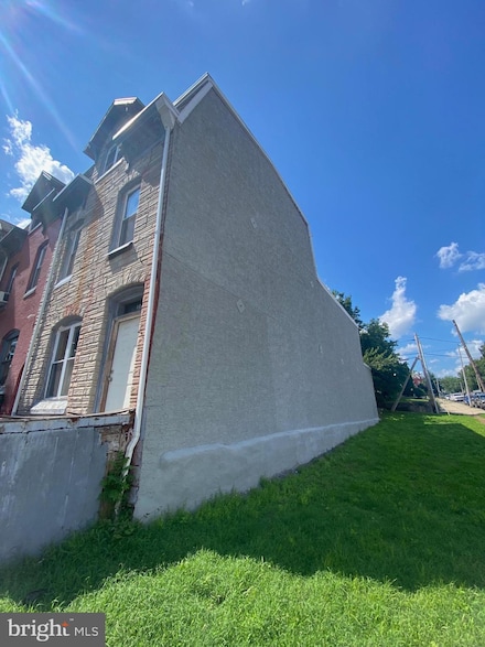 153 Walnut St, Reading, PA 19601