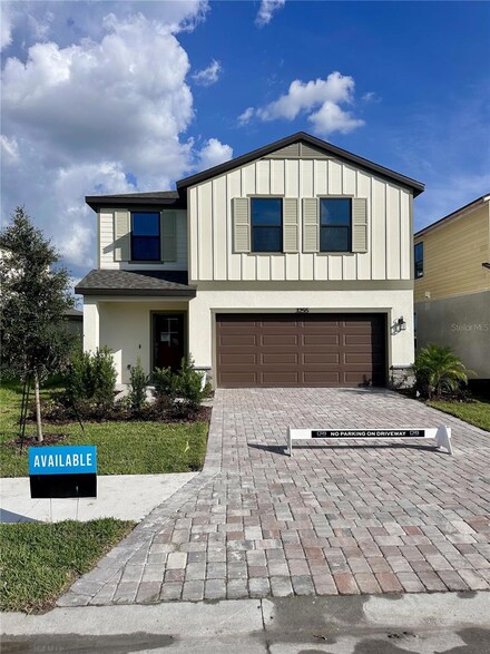 3255 Cup Dr, Lakeland, FL 33803