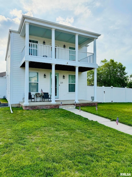 221 S Stillwater Dr, Chillicothe, IL 61523