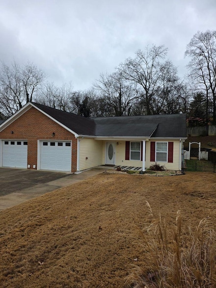 21 Sheila Gail Ln, Rossville, GA 30741