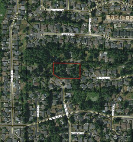 12414 51st Ave SE, Everett, WA 98208