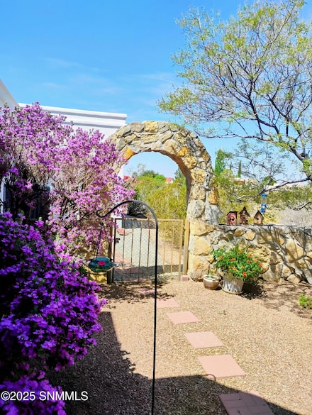 5265 Redman Rd, Las Cruces, NM 88011