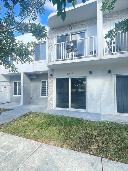 13936 SW 259th Way, Homestead, FL 33032