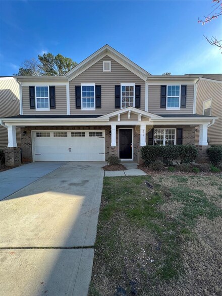 376 Winecoff Woods Dr NW, Concord, NC 28027