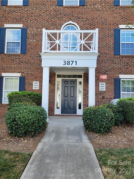 3877 Carl Parmer Dr Unit 3877, Harrisburg, NC 28075