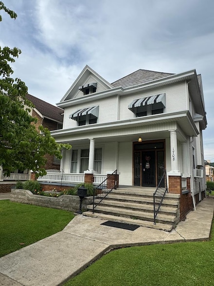 1708 Hutchins St, Portsmouth, OH 45662