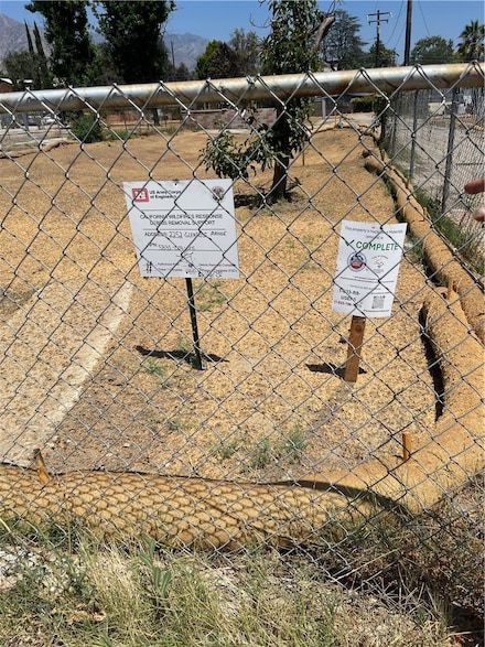 2252 Glenrose Ave, Altadena, CA 91001