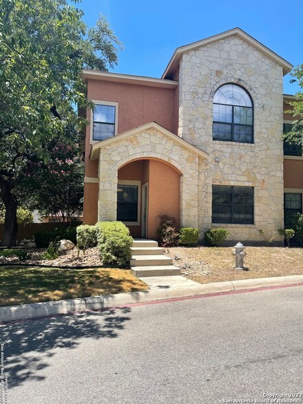 6160 Eckhert Rd Unit 203, San Antonio, TX 78240