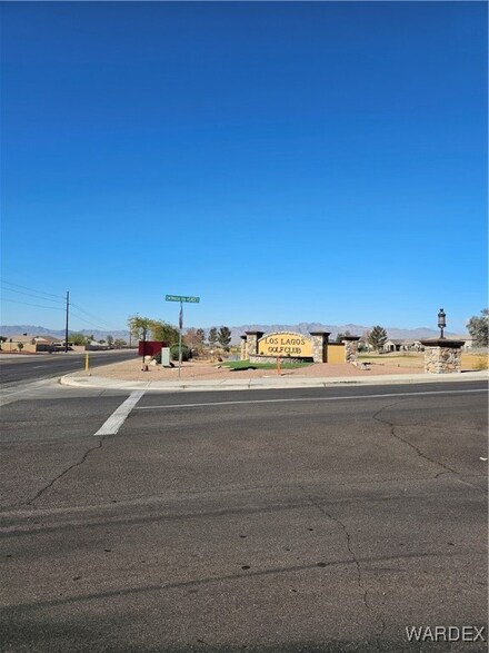 6375 S Via de Oro, Fort Mohave, AZ 86426