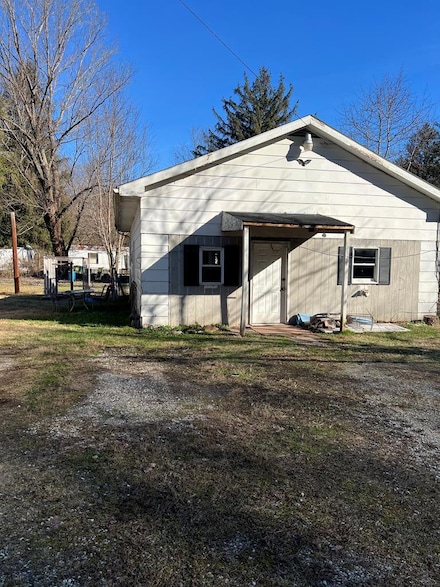 1490 & Carey's Run Pond Creek, West Portsmouth, OH 45663