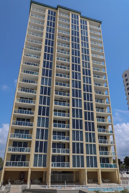 8477 Gulf Blvd Unit 202, Navarre, FL 32566