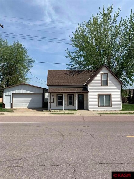 204 Main St, Courtland, MN 56021