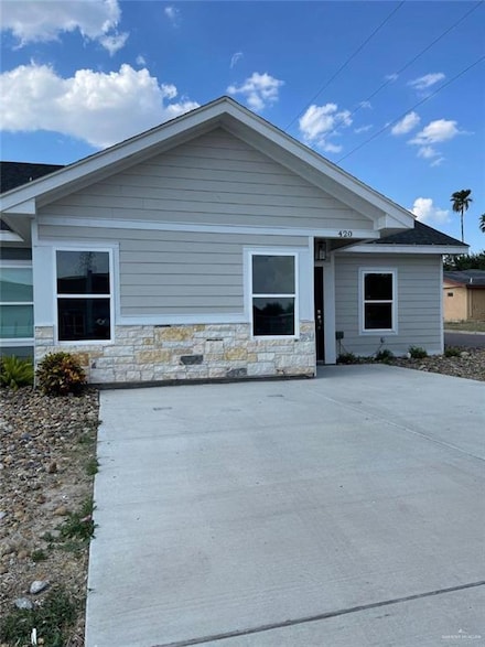 424 3 1 2 St, La Joya, TX 78560