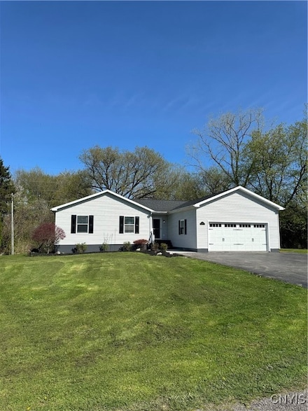 50 Elmhurst Cir, Auburn, NY 13021