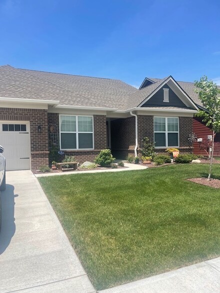 5262 Parkhurst Crossing, McCordsville, IN 46055