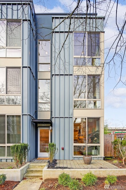 3811 California Ave SW, Seattle, WA 98116