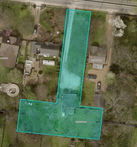 1208 McGavock Pike, Nashville, TN 37216