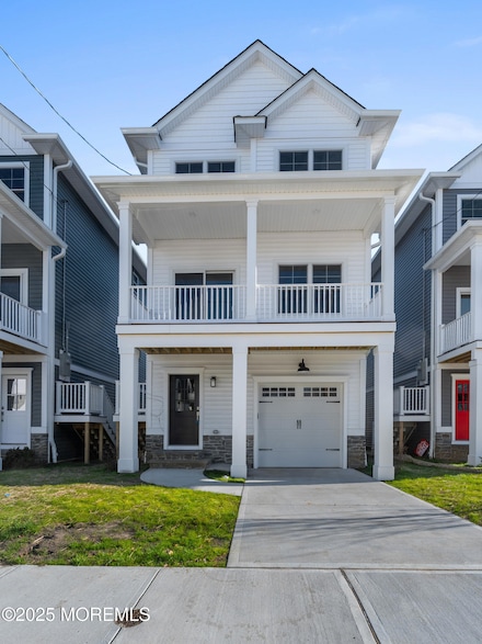 53 Miller St, Highlands, NJ 07732