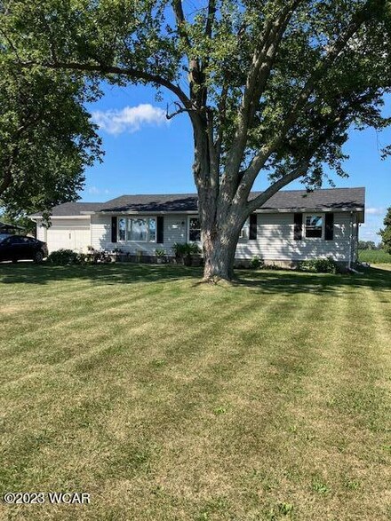 3683 N Thayer Rd, Lima, OH 45801