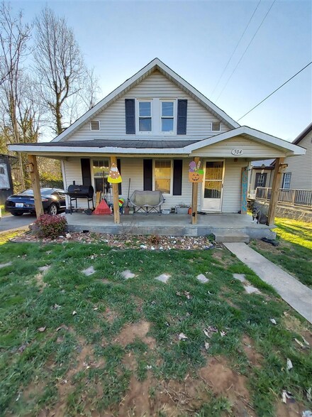 504 S Main St, Edmonton, KY 42129