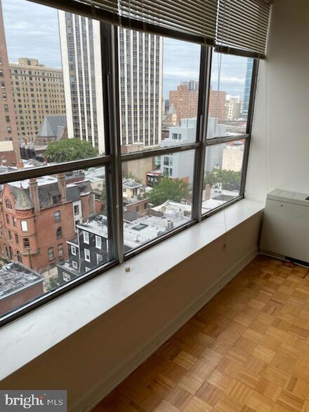 224 30 W Rittenhouse Square Unit 2315B, Philadelphia, PA 19103