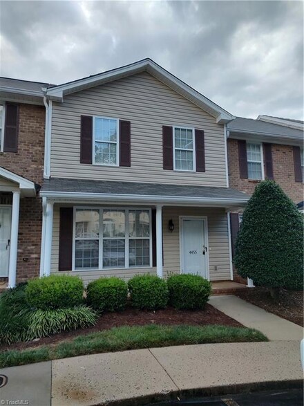 4455 Baylor St, Greensboro, NC 27455