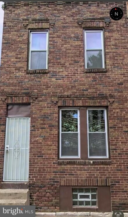2609 W Sterner St, Philadelphia, PA 19132