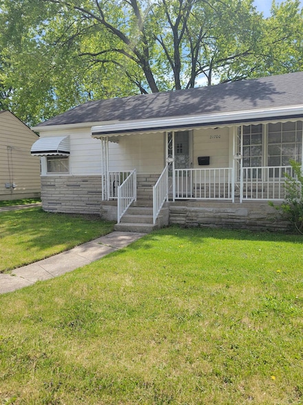 21700 Alger St, Saint Clair Shores, MI 48080