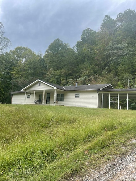 2479 Ky-1148, Isom, KY 41824