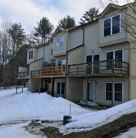 42 Potter Ln Unit 293, Enfield, NH 03748