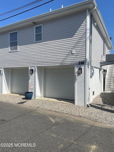 216 Mallard Ln, Lavallette, NJ 08735