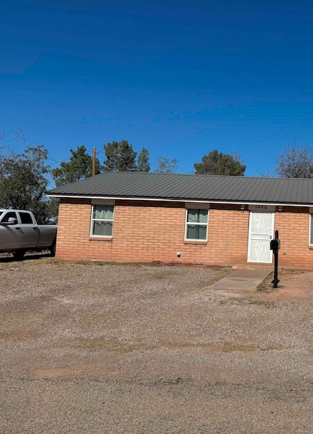 1406 W 7th St, Tularosa, NM 88352