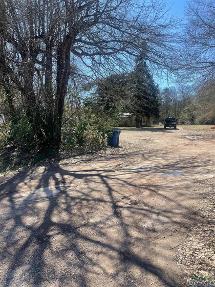 3108 Dudley Rd, Kilgore, TX 75662
