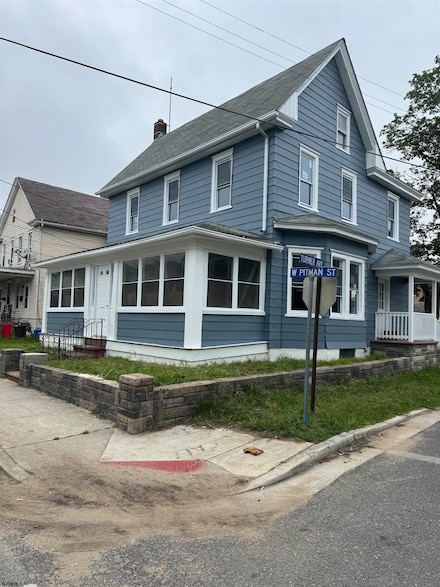 87 W Pitman St, Penns Grove, NJ 08069