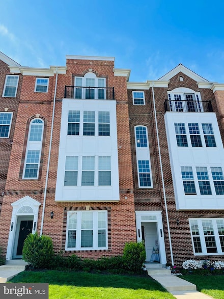 42699 Wardlaw Terrace, Ashburn, VA 20147