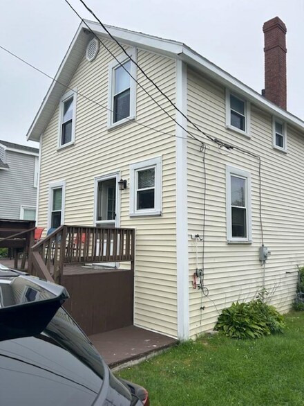 115 Kings Hwy, Hampton, NH 03842