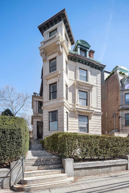 933 Hudson St Unit 6, Hoboken, NJ 07030