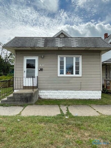 1429 South Ave, Toledo, OH 43609