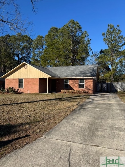 1477 Enterprise Dr, Hinesville, GA 31313