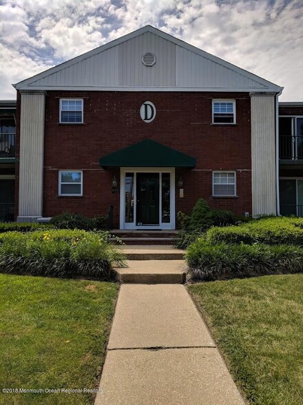 65 Cedar Ave Unit D12, Long Branch, NJ 07740