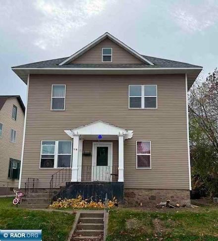 518 8 1/2 St S, Virginia, MN 55792