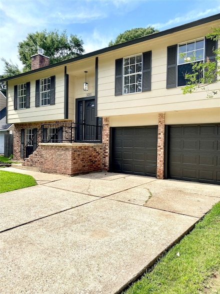 3211 Park Garden Dr, Kingwood, TX 77339